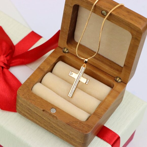 "Elegant Rose Gold Cross Pendant with Crystal Inlay Design, XPPT1269 - Picture 7 of 13